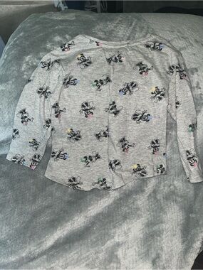 Minnie Mouse shirt